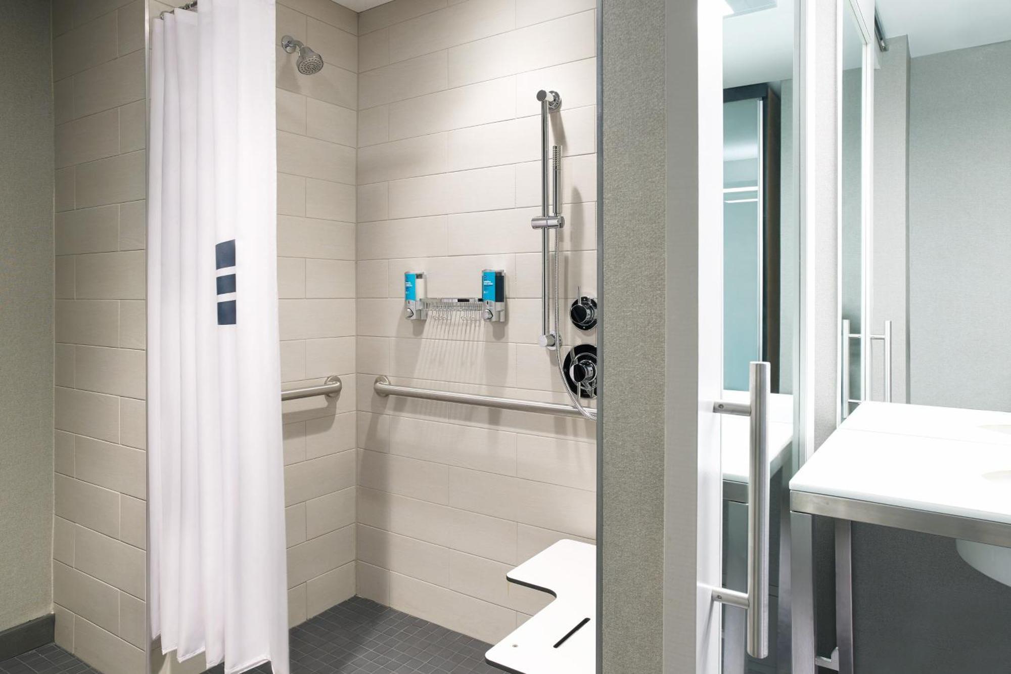 Aloft Louisville Downtown Bagian luar foto